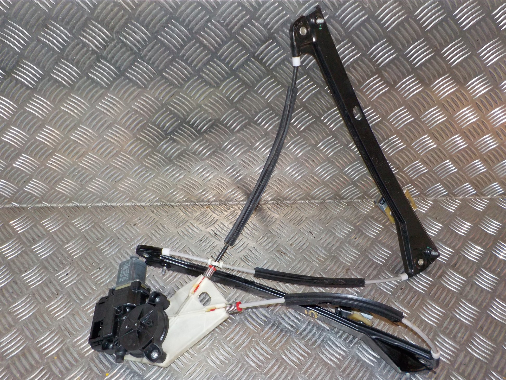 VW Polo 6R Rudemotor - Rudehejs Med OEM Nr. 6R0959802T Fra VW Ophugger