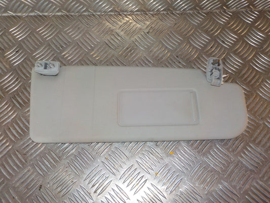 VW Polo 6R Solskærm Med OEM Nr. 6R0857552AL2F4 Fra VW Ophugger