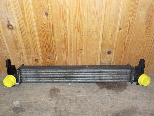 VW Polo 6R Køler Intercooler Med OEM Nr. 6R0145805 Fra VW Ophugger