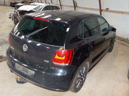 VW Polo 6R Pluk-Selv-Bil Med OEM Nr. Ophugger Fra VW Ophugger