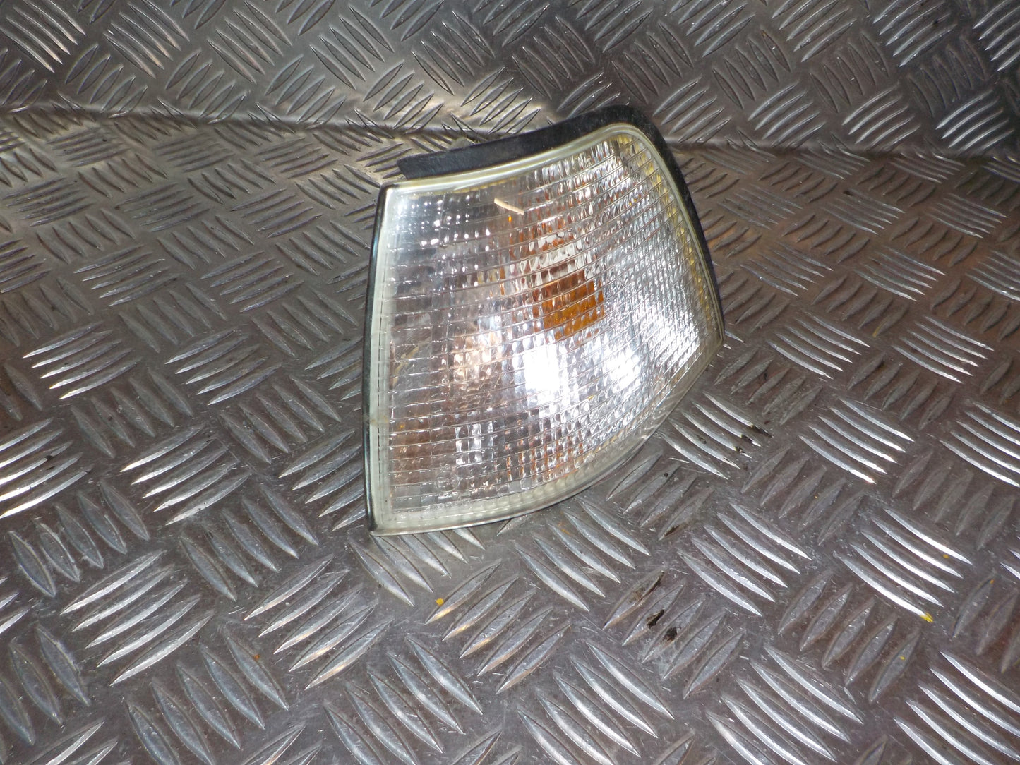 BMW 3-Serie E36 Blinklygte For Med OEM Nr. Ophugger Fra BMW Ophugger