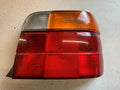 BMW 3-Serie E36 Baglygte Med OEM Nr. 8357875 Fra BMW Ophugger