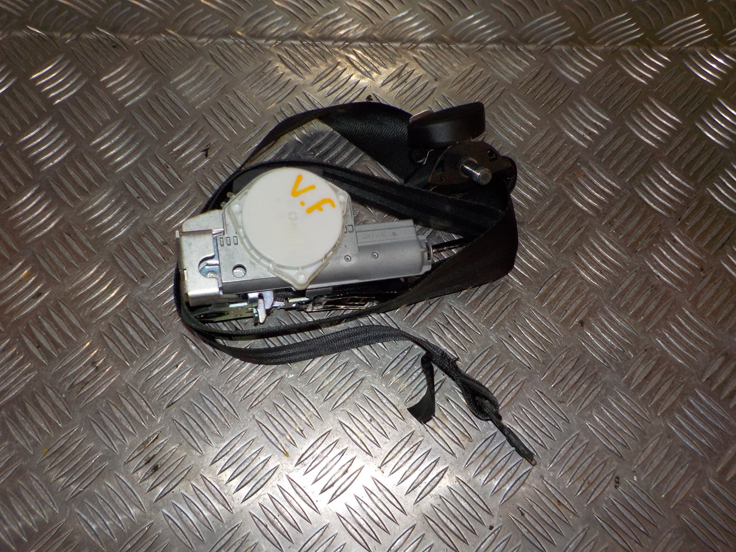 Ford Fiesta 7 Sikkerhedsseler For Med OEM Nr. 8V51A61295CK Fra Ford Ophugger