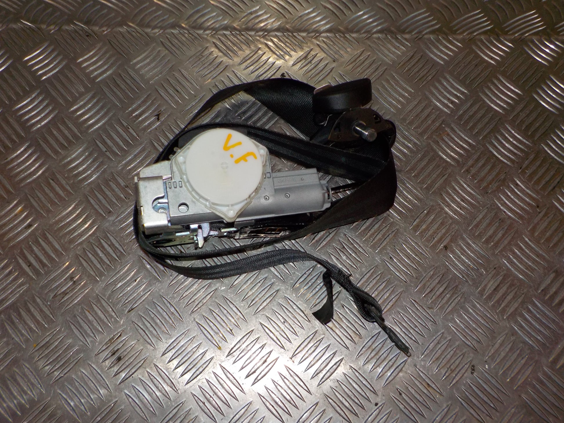 Ford Fiesta 7 Sikkerhedsseler For Med OEM Nr. 8V51A61295CK Fra Ford Ophugger