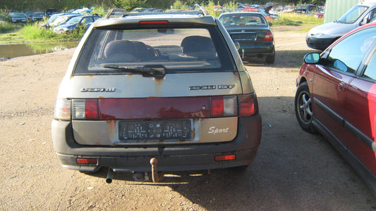 Lada 110/111/112/115 Pluk-Selv-Bil Med OEM Nr. Ophugger Fra Lada Ophugger
