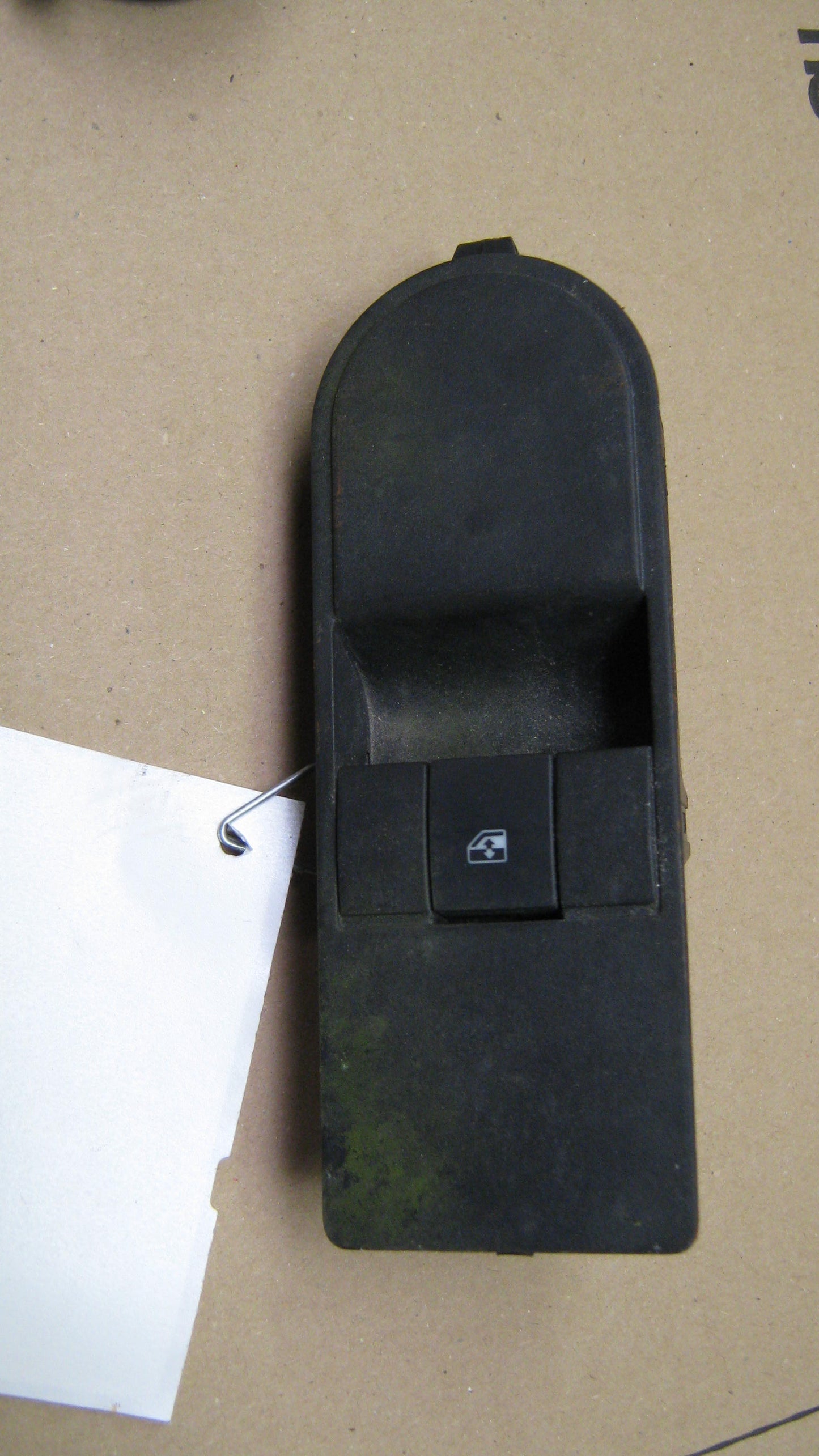 Opel Astra H Kontakt Rudehejs Med OEM Nr. Ophugger Fra Opel Ophugger