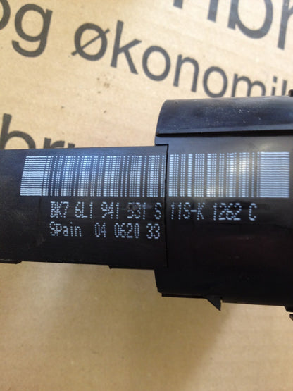 Seat Ibiza 6L Kontakt Lys Med OEM Nr. Ophugger Fra Seat Ophugger
