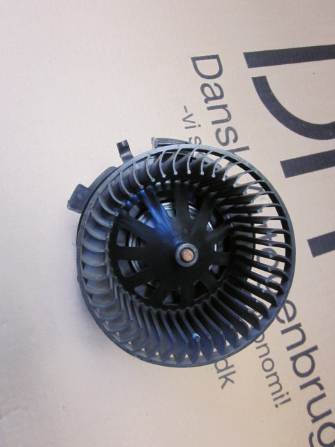 Peugeot 206 Varmeblæser Med OEM Nr. Ophugger Fra Peugeot Ophugger