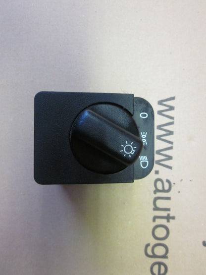 Opel Agila A Kontakt Lys Med OEM Nr. Ophugger Fra Opel Ophugger