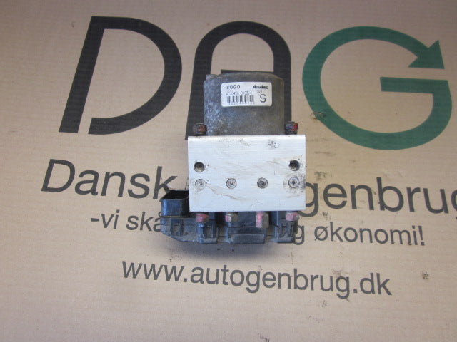 Suzuki Ignis ABS Pumpe Med OEM Nr. 5610080G00 Fra Suzuki Ophugger