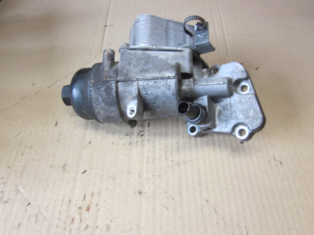 Kia Ceed Oliefilterkonsol Med OEM Nr. 264102A150 Fra Kia Ophugger