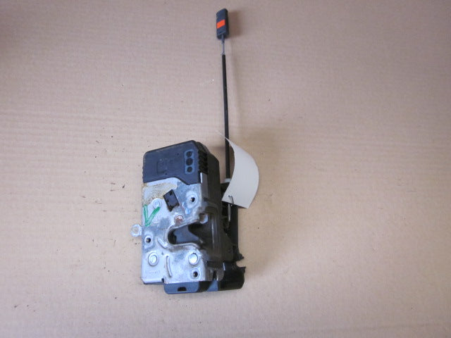 Opel Corsa C Dørlås Med OEM Nr. Ophugger Fra Opel Ophugger