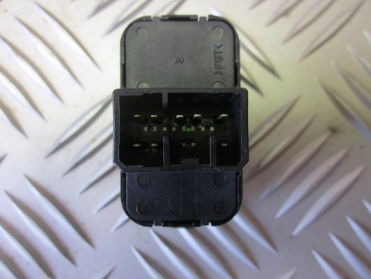 Daewoo Nubira Kontakt Sidespejl Med OEM Nr. Ophugger Fra Daewoo Ophugger