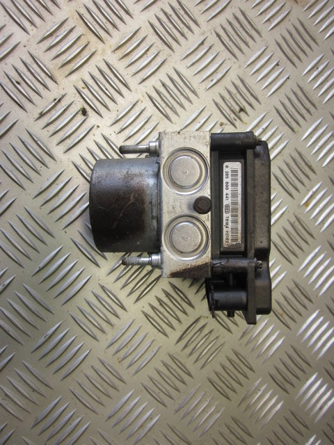 Citroen C1 ABS Pumpe Med OEM Nr. 0265800441 Fra Citroen Ophugger