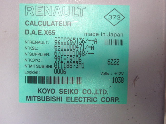 Renault Clio 3 Ratstamme M/El-Servo Med OEM Nr. Ophugger Fra Renault Ophugger