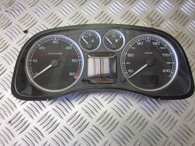 Peugeot 307 Speedometer - Instrument Med OEM Nr. 6103F6 Fra Peugeot Ophugger