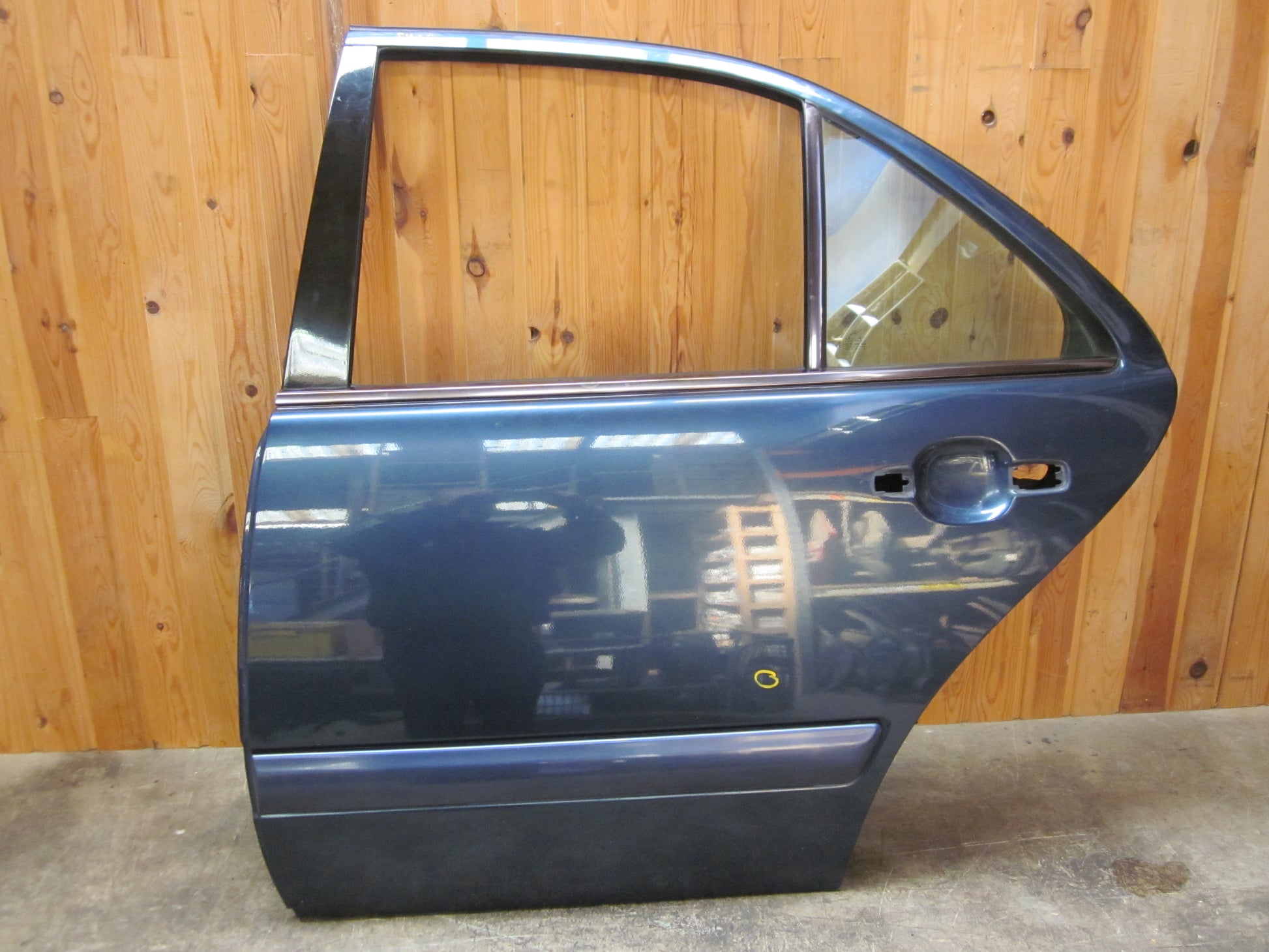 Mercedes E W210 Bagdør V Med OEM Nr. Ophugger Fra Mercedes Ophugger