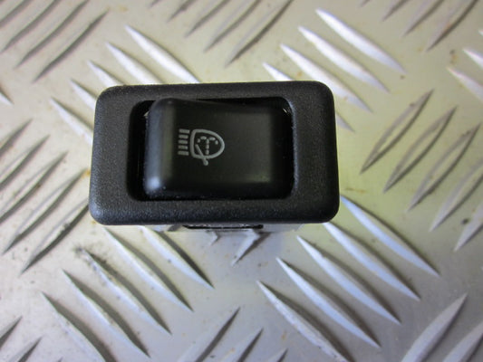 Nissan Almera N16 Kontakt Diverse Med OEM Nr. Ophugger Fra Nissan Ophugger