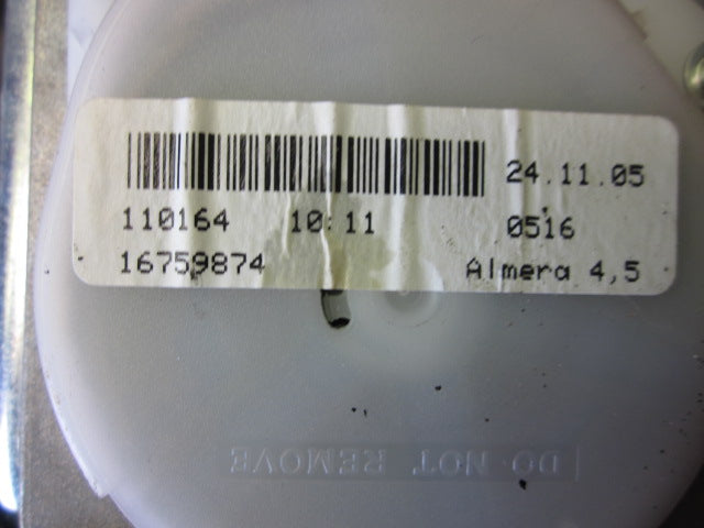 Nissan Almera N16 Sikkerhedsseler For Med OEM Nr. Ophugger Fra Nissan Ophugger