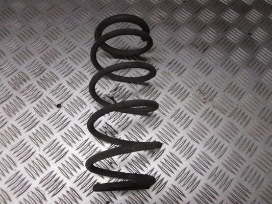 Suzuki Alto Bagfjeder Spiral Med OEM Nr. Ophugger Fra Suzuki Ophugger