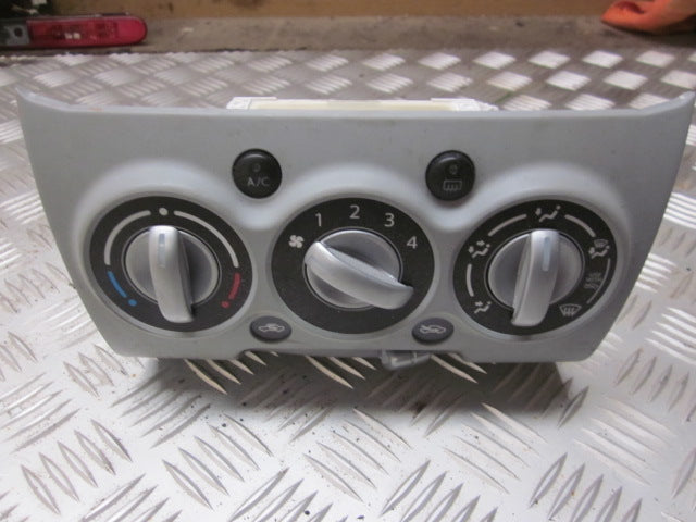 Suzuki Alto Varmeregulering Med OEM Nr. Ophugger Fra Suzuki Ophugger