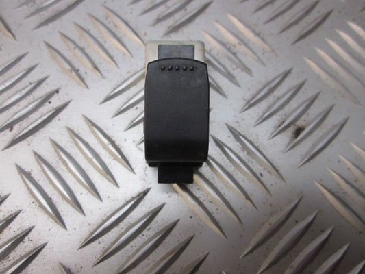 Suzuki Alto Kontakt Rudehejs Med OEM Nr. Ophugger Fra Suzuki Ophugger