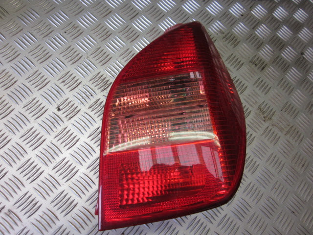 Citroen C2 Baglygte Med OEM Nr. Ophugger Fra Citroen Ophugger