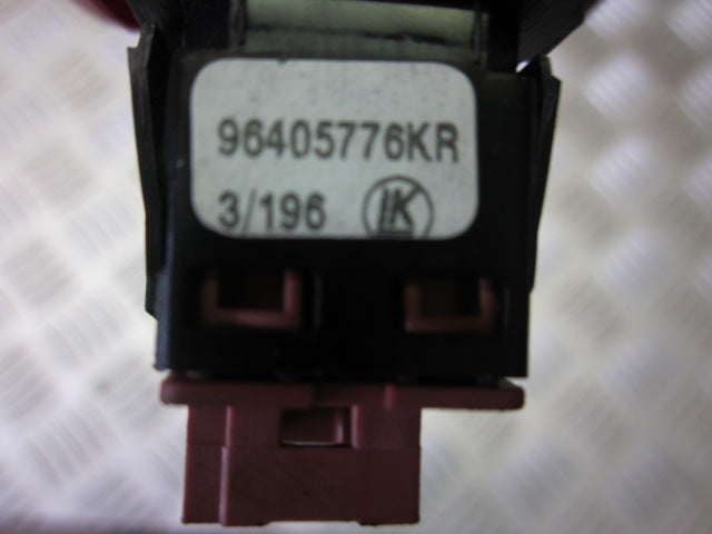 Citroen C2 Kontakt Katastrofe Med OEM Nr. Ophugger Fra Citroen Ophugger