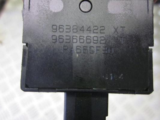 Citroen C2 Kontakt Lygtejustering Med OEM Nr. Ophugger Fra Citroen Ophugger