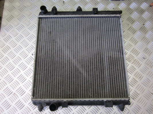 Citroen C2 Køler Med OEM Nr. Ophugger Fra Citroen Ophugger