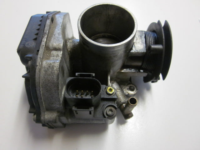 Skoda Fabia Spjældhus Med OEM Nr. 047133062D Fra Skoda Ophugger