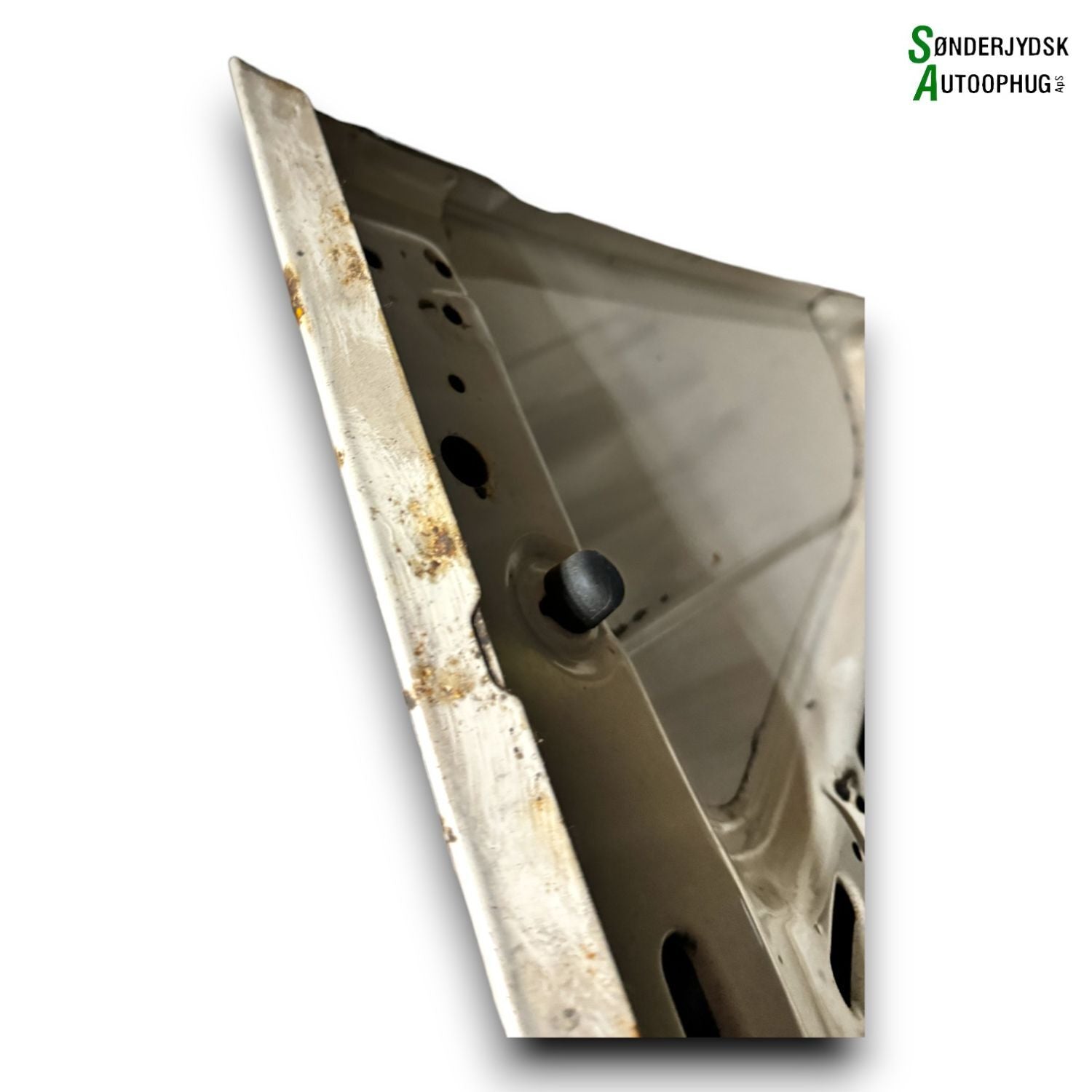 Opel Corsa A Fronthjelm Med OEM Nr. Ophugger Fra Opel Ophugger