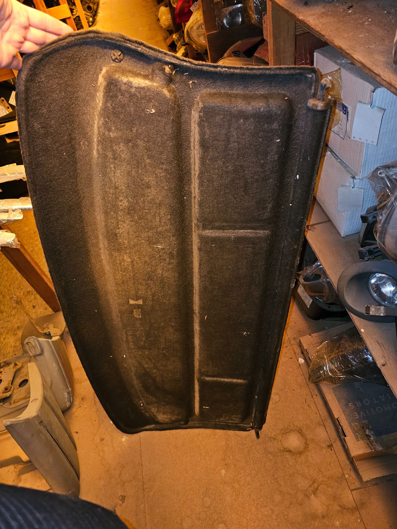 Ford Escort Brazil Baghylde/Hattehylde Med OEM Nr. Ophugger Fra Ford Ophugger
