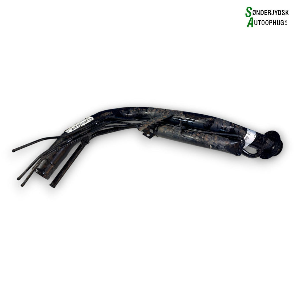 Mazda 626 Gd/Gv Tankrør Med OEM Nr. 3438529 Fra Mazda Ophugger