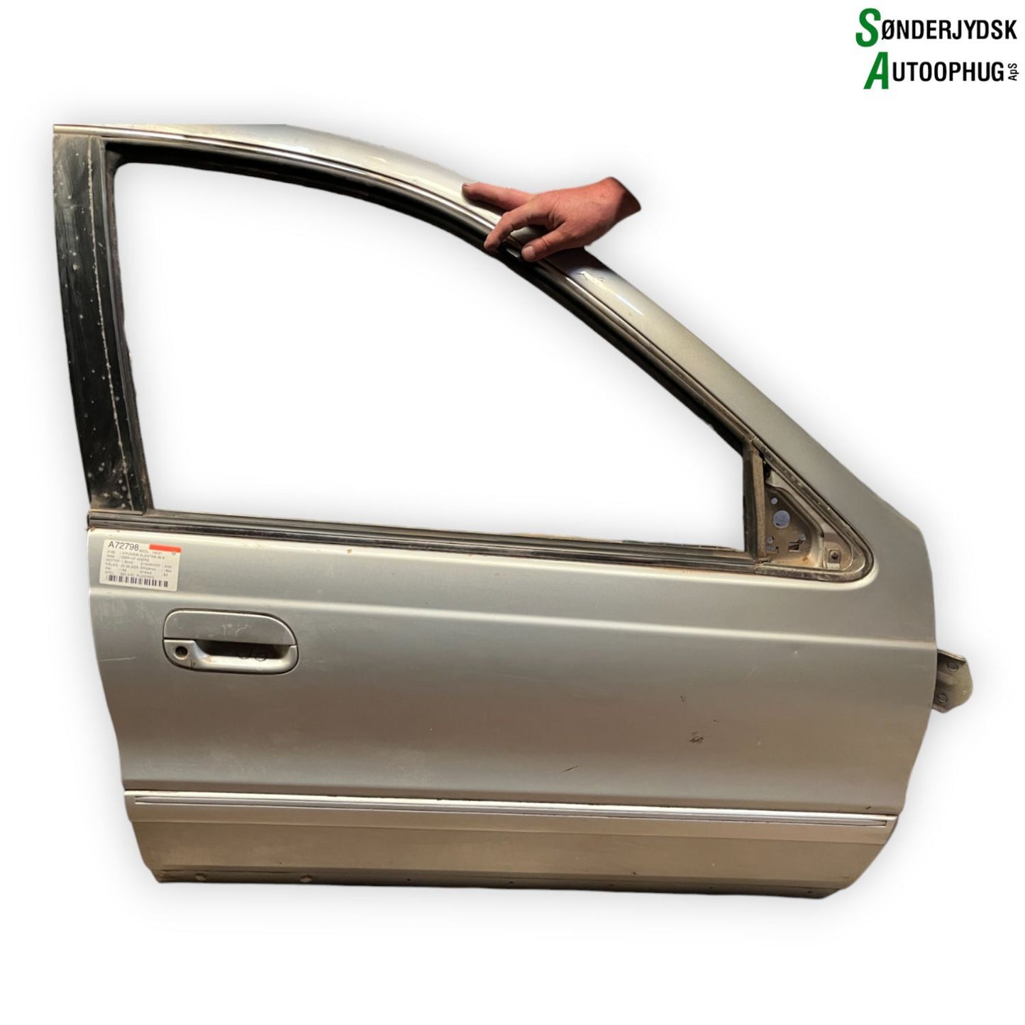 Hyundai Elantra Fordør H Med OEM Nr. Ophugger Fra Hyundai Ophugger