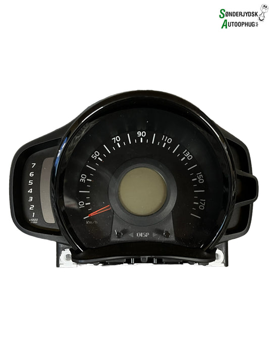 Toyota Aygo Speedometer - Instrument Med OEM Nr. 838000H510 Fra Toyota Ophugger