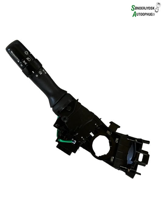 Toyota Aygo Kontakt Blink Med OEM Nr. 17J085 Fra Toyota Ophugger