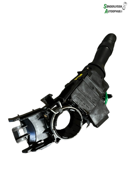 Toyota Aygo Kontakt Blink Med OEM Nr. 17J085 Fra Toyota Ophugger