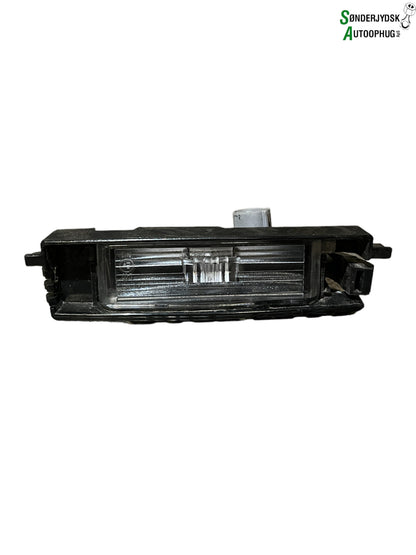 Toyota Aygo Nummerpladelygte Med OEM Nr. 8127002230 Fra Toyota Ophugger