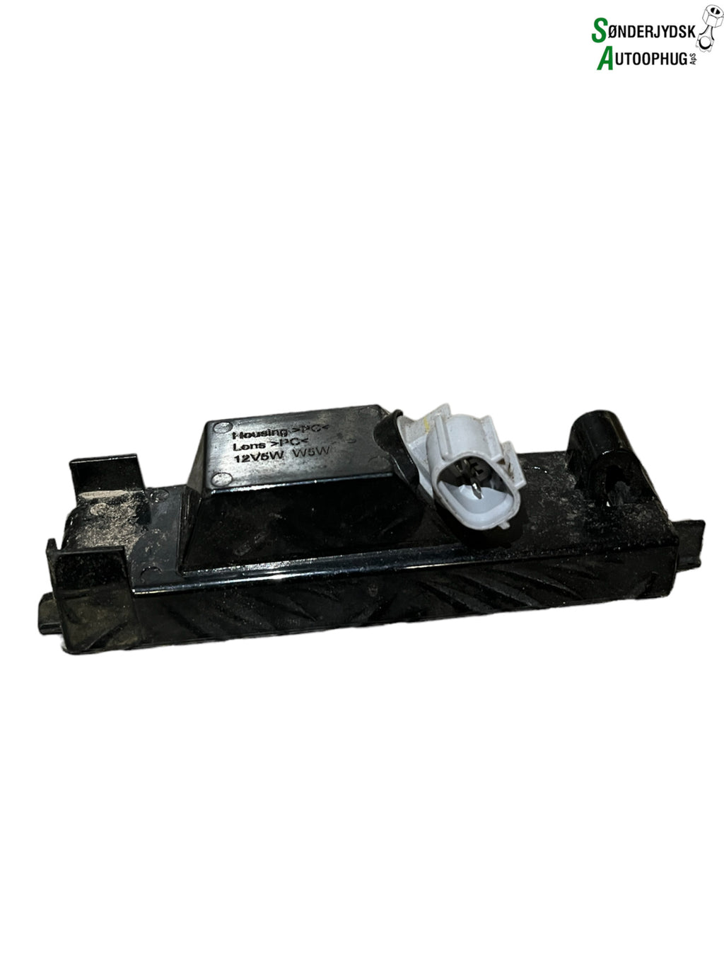 Toyota Aygo Nummerpladelygte Med OEM Nr. 8127002230 Fra Toyota Ophugger