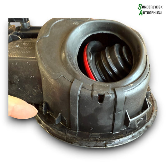 Opel Meriva B Benzinklap / Tankklap Med OEM Nr. 13262865 Fra Opel Ophugger