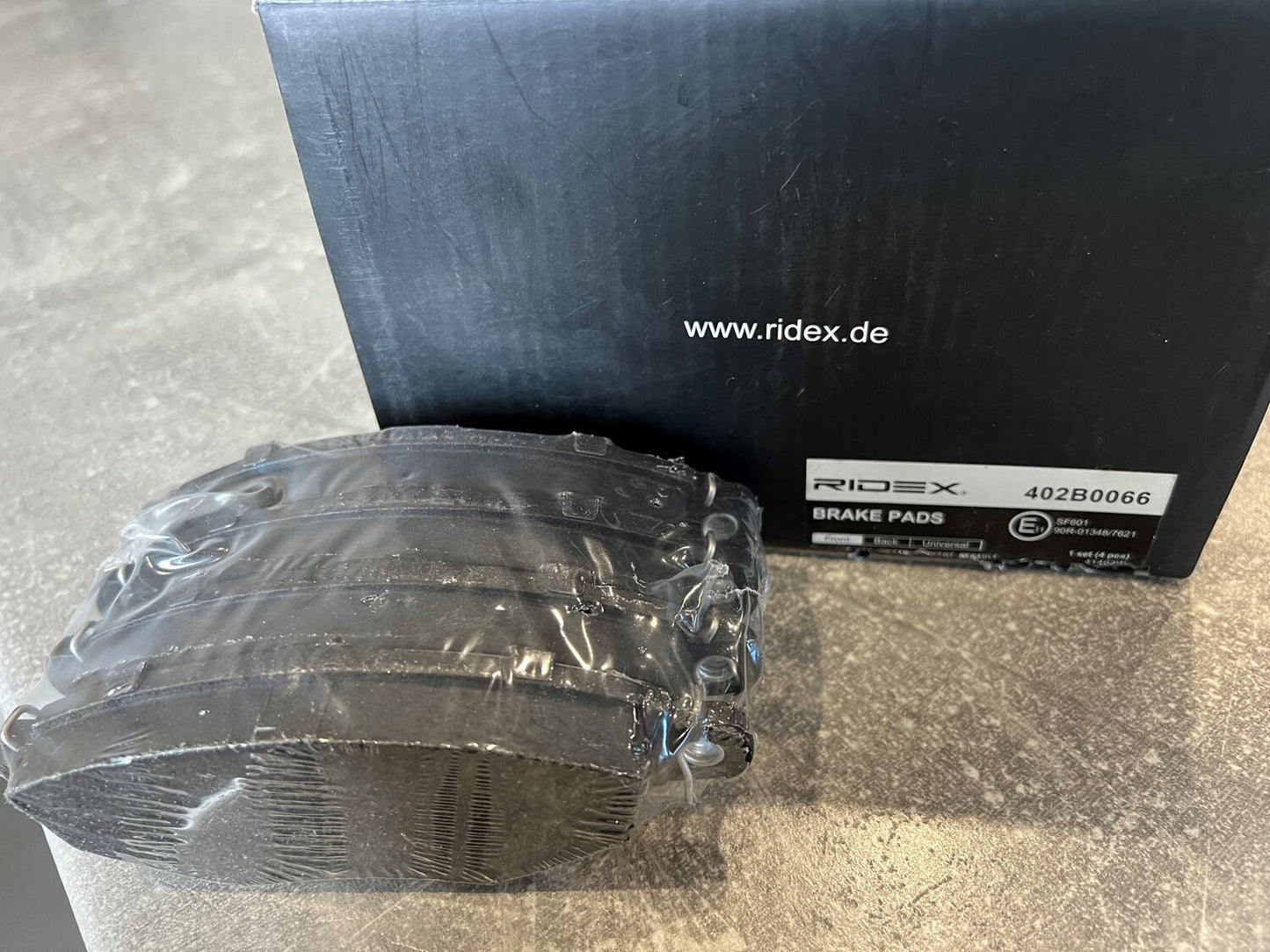 Peugeot 206 CC Bremseklodser Med OEM Nr. 71770968 Fra Peugeot Ophugger