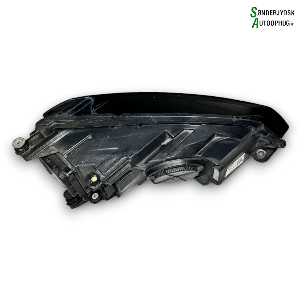 VW Golf 7 Au Forlygte Med OEM Nr. 8K0941597E Fra VW Ophugger