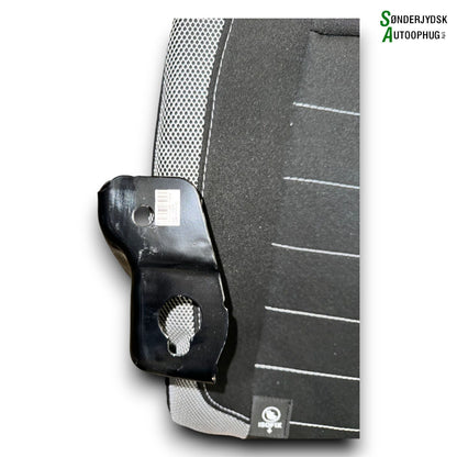 Dacia Sandero LL Bagsæde  Med OEM Nr. Ophugger Fra Dacia Ophugger