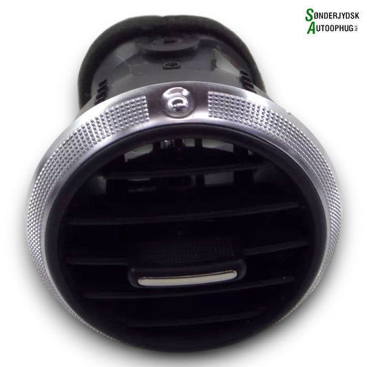 Audi A3 8P Friskluftsdyse Med OEM Nr. 8P0820901C5PR Fra Audi Ophugger