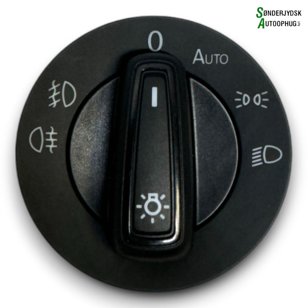 VW Touran 5T Kontakt Lys Med OEM Nr. 5G0941431AP Fra VW Ophugger