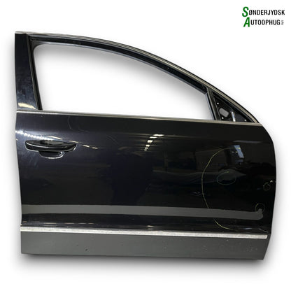 Skoda Superb Fordør H Med OEM Nr. 3T0831056 Fra Skoda Ophugger