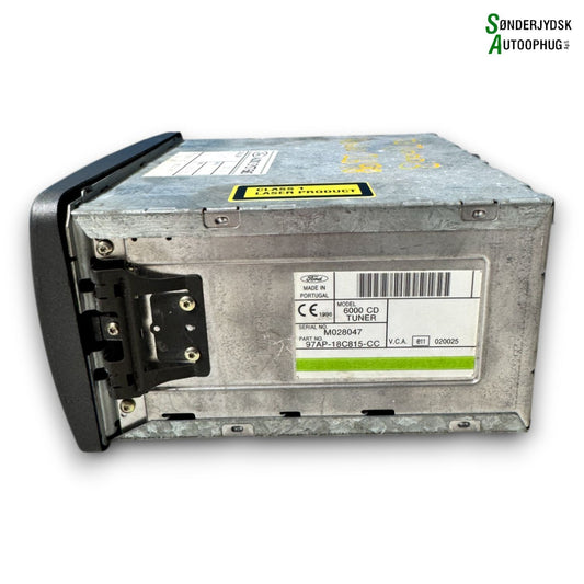 Ford Focus Radio M/Cd Med OEM Nr. 97AP18C815CC Fra Ford Ophugger