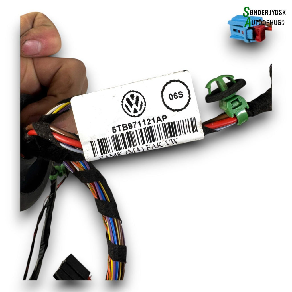 VW Touran 5T Ledningsnet Dør Med OEM Nr. 5TB971121BC Fra VW Ophugger