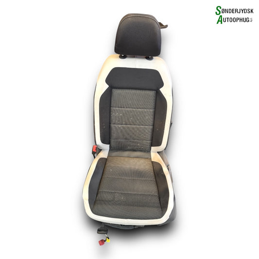 VW T‑Roc Indtræk - Kabine Med OEM Nr. 2G0885901E Fra VW Ophugger